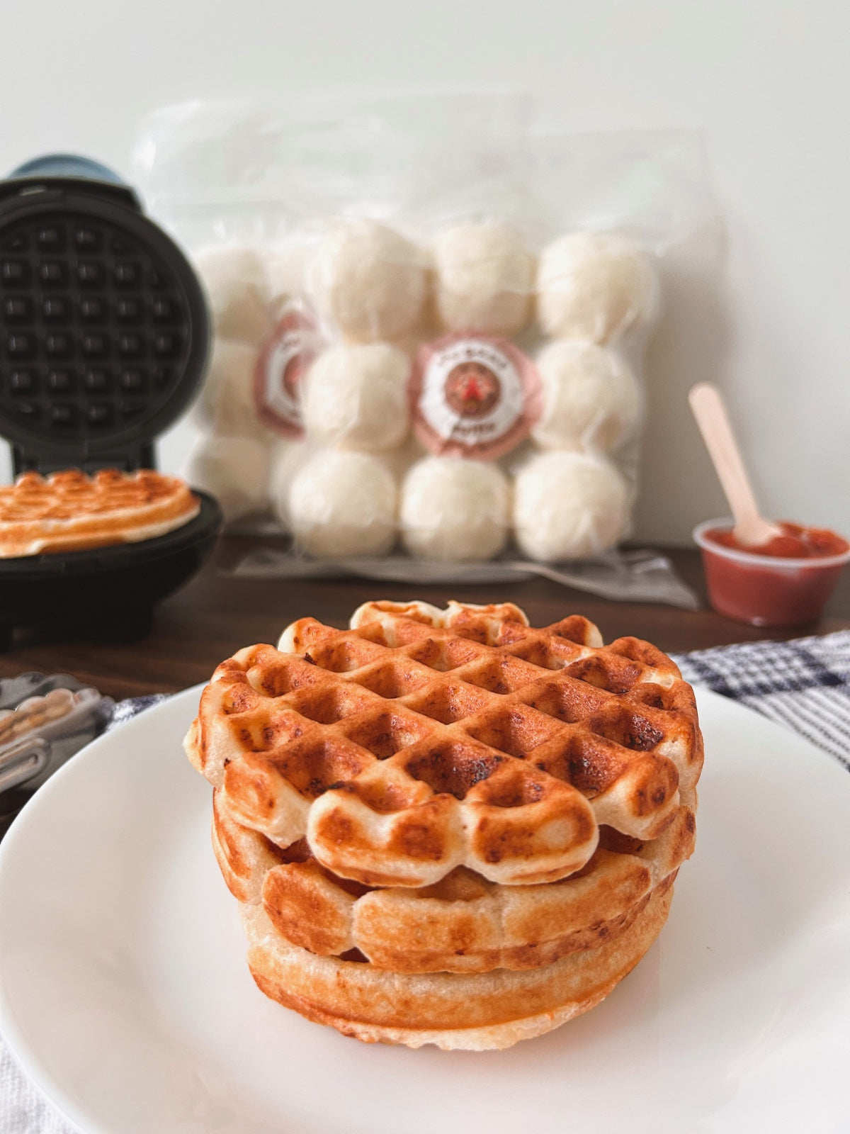 Mini Cheese Waffles – 9-Pack (Mini Dough Pack)